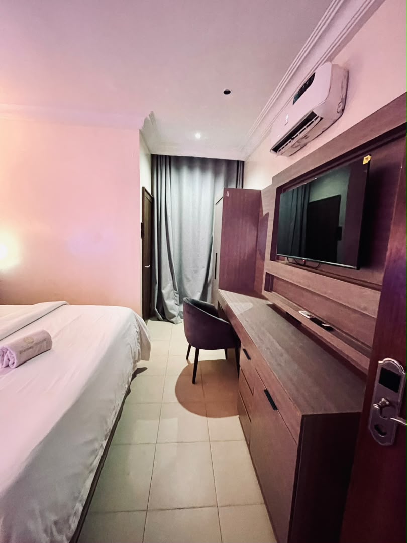 Rooms & Suites at Wesley Hotels, Benin City