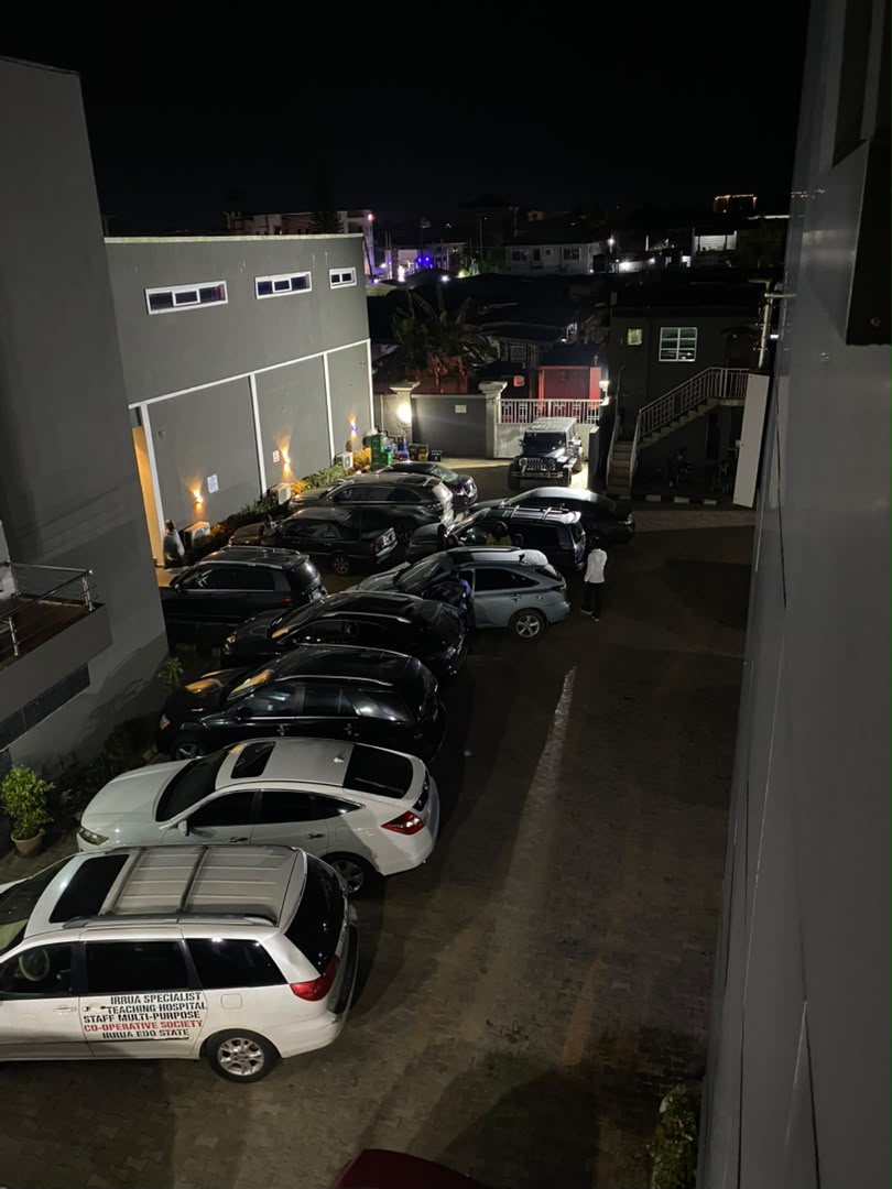 Wesley Hotels exterior